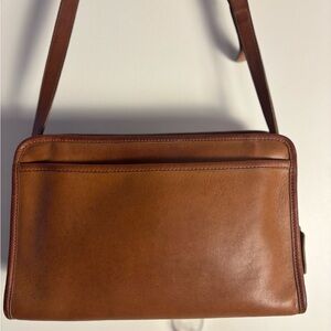Coach Vintage 80s British Tan Swagger Bag
